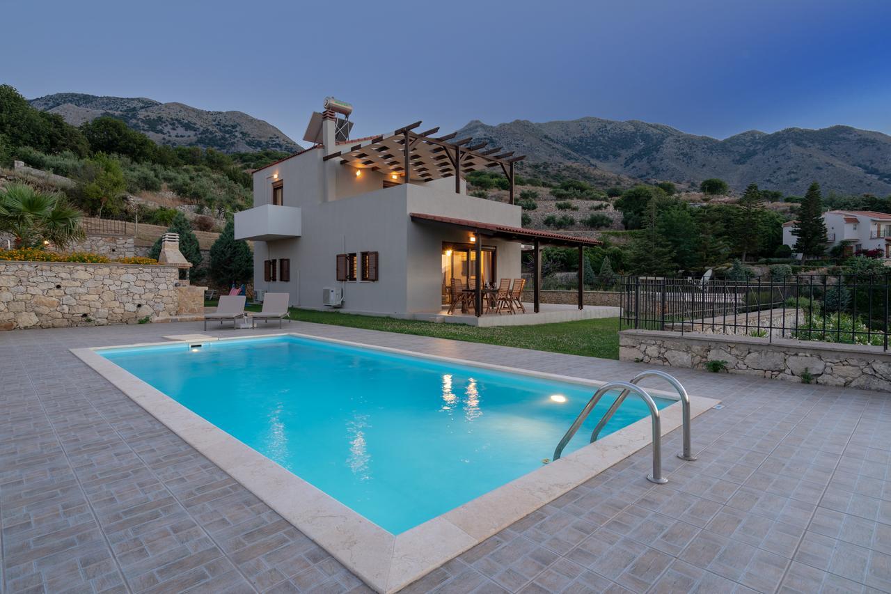 Thea Villas Kournás Екстериор снимка